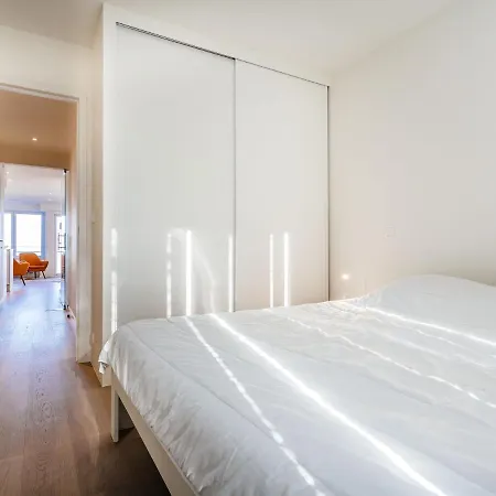 Winoc 402 Top With Frontal Sea View Directly On The Beach Appartement Koksijde